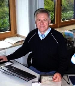 Der neue Direktor Herr Tiedemann